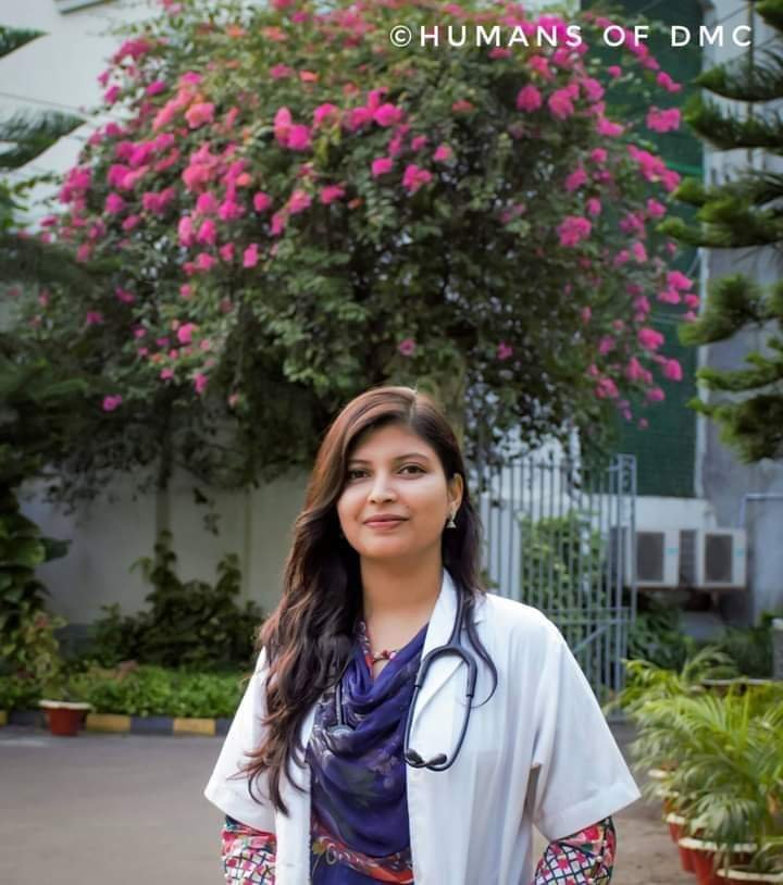 ডাঃ অায়েশা অাক্তার রিনা