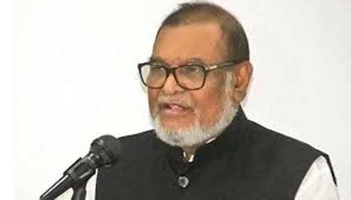 মুক্তিযোদ্ধা বিষয়ক মন্ত্রী আ ক ম মোজাম্মেল হক