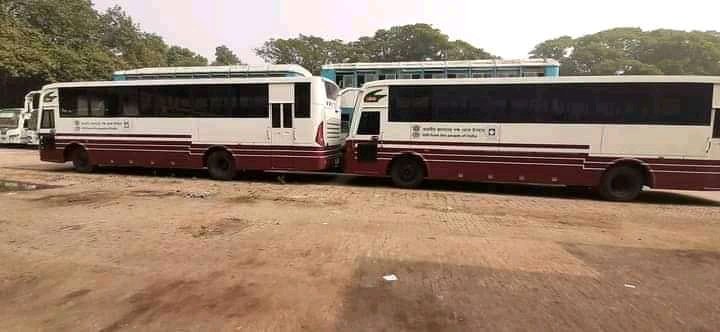 রাজশাহী বিশ্ববিদ্যালয়ে দুটি বাস দিলো ভারত