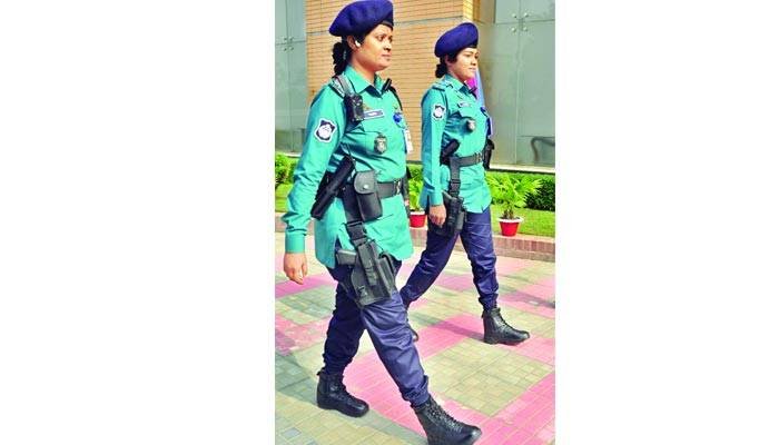 'হ্যান্ডস ফ্রি' পুলিশিং শুরু