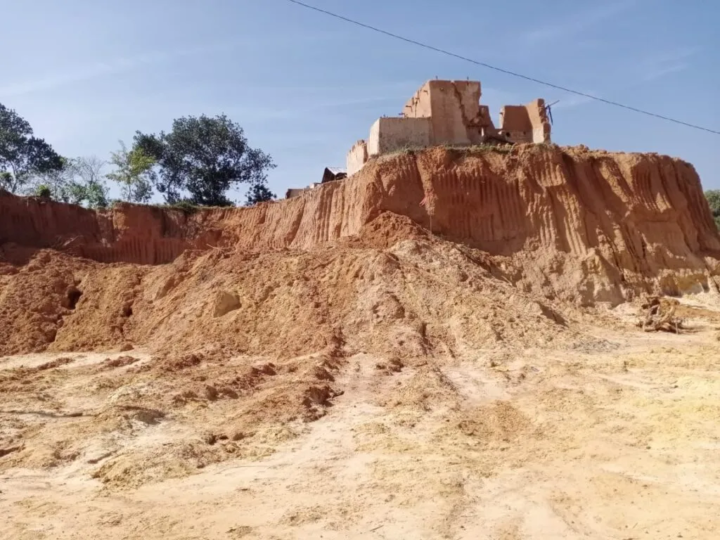 চট্টগ্রাম চুনতিতে পাহাড় কাটার দায়ে তমা গ্রুপকে ৫০ কোটি টাকা জরিমানা