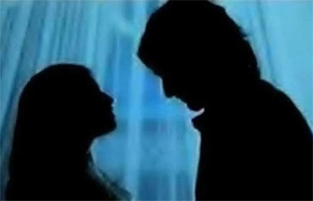 প্রেমিকার মেসে আপত্তিকর অবস্থায় ধরা পড়লো ইবি ছাত্র